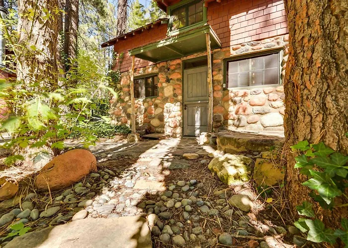 Patio & Mtn Views: Peaceful Retreat Apartment Sedona