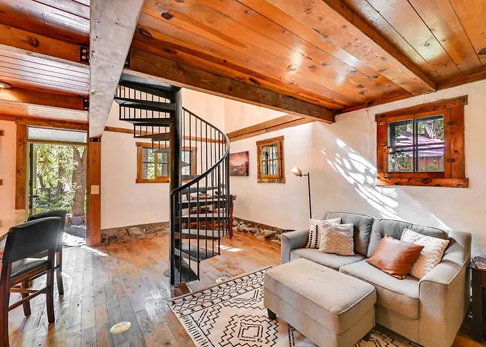 Patio & Mtn Views: Peaceful Retreat Apartment Sedona