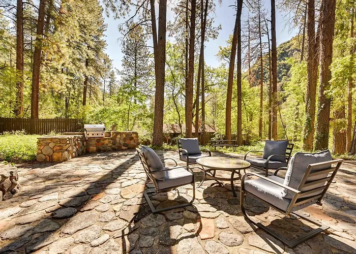 Apartment Patio & Mtn Views: Peaceful Retreat Sedona